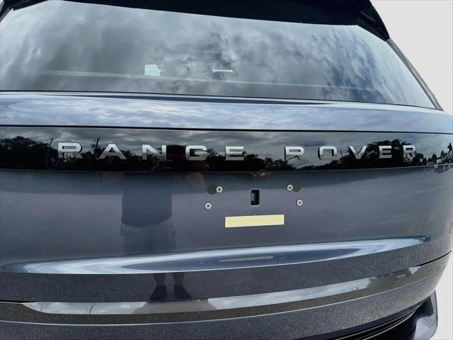 2026 Land Rover Range Rover P530 SE