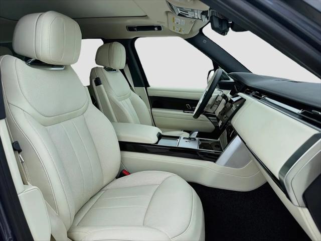 2026 Land Rover Range Rover P530 SE