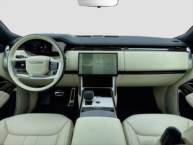 2026 Land Rover Range Rover P530 SE