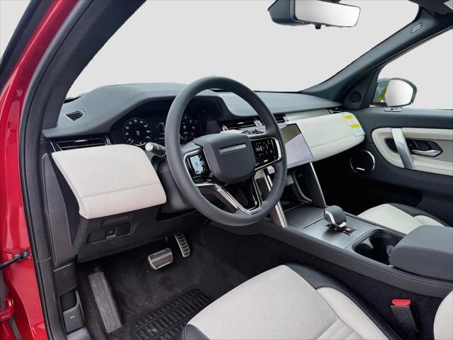 2026 Land Rover Discovery Sport Landmark