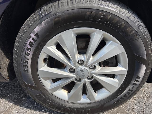 2018 Kia Sedona LX