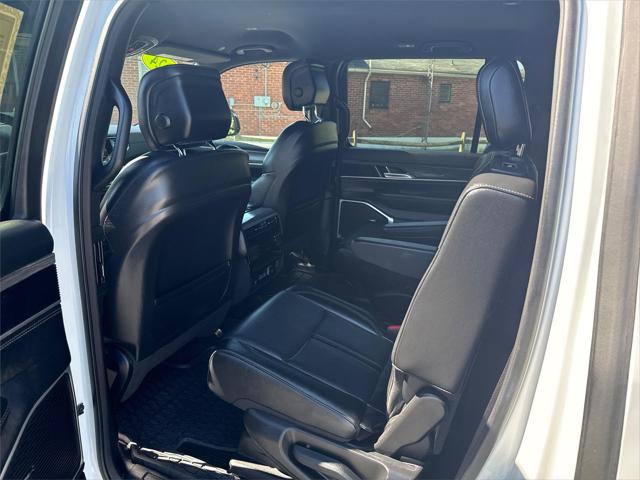 2024 Jeep Wagoneer Series III 4x4
