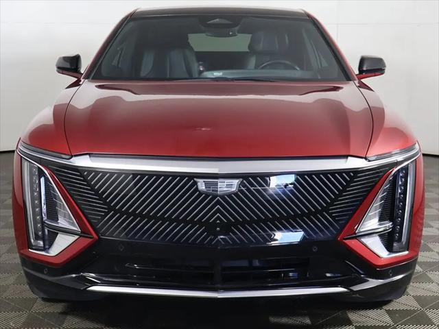 2024 Cadillac iQ Luxury 2