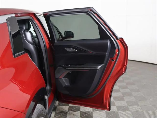 2024 Cadillac iQ Luxury 2