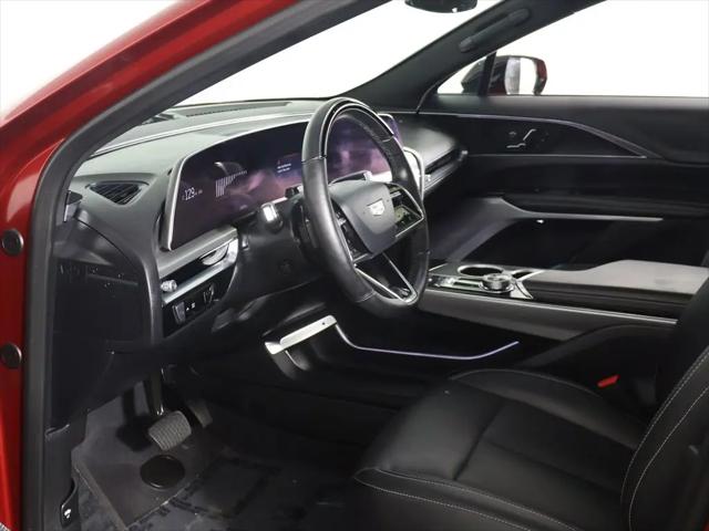 2024 Cadillac iQ Luxury 2