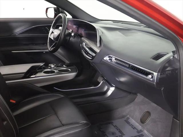 2024 Cadillac iQ Luxury 2