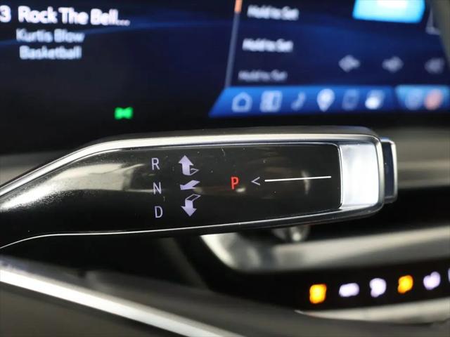 2024 Cadillac iQ Luxury 2