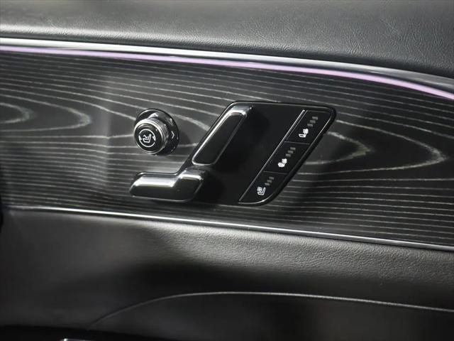 2024 Cadillac iQ Luxury 2