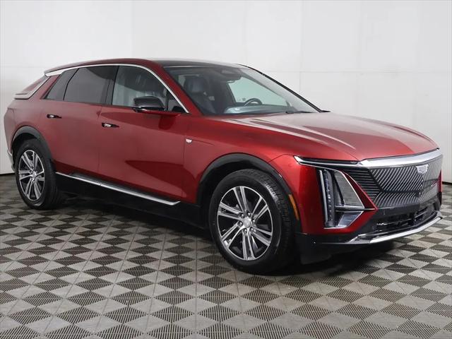 2024 Cadillac iQ Luxury 2