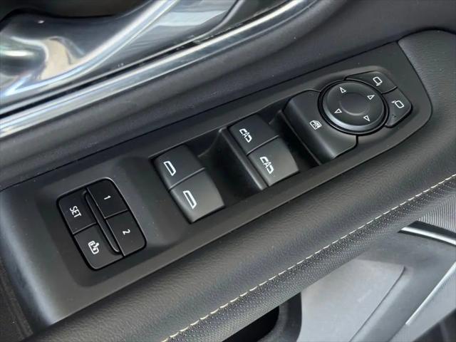 2024 GMC Yukon 2WD SLT