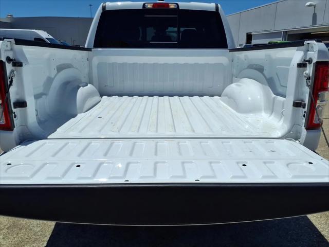 2024 Ram 1500 Big Horn Crew Cab 4x4 5'7" Box