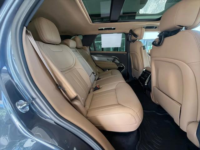 2026 Land Rover Range Rover Sport P360 SE