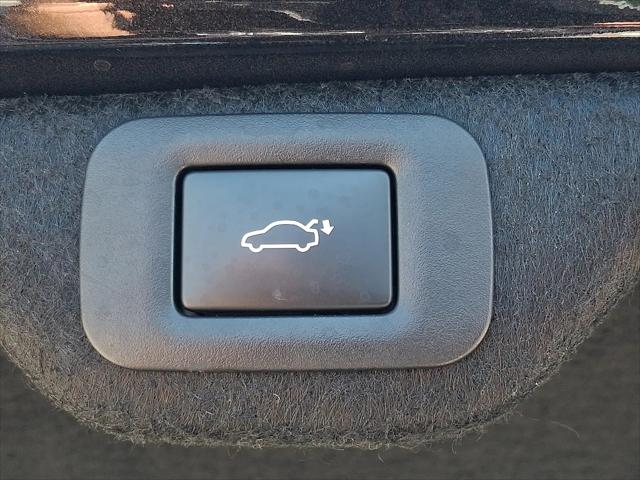 2025 Lexus ES 300h ES 300h