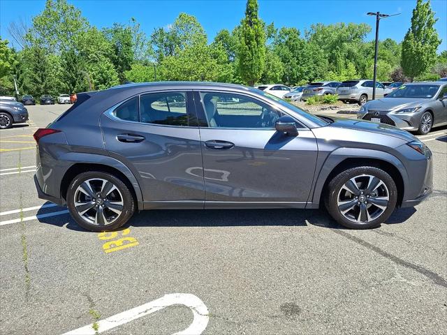 2024 Lexus UX 250h Premium