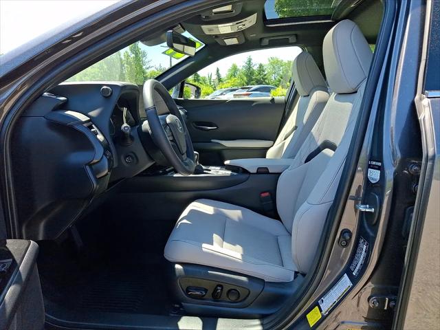 2024 Lexus UX 250h Premium
