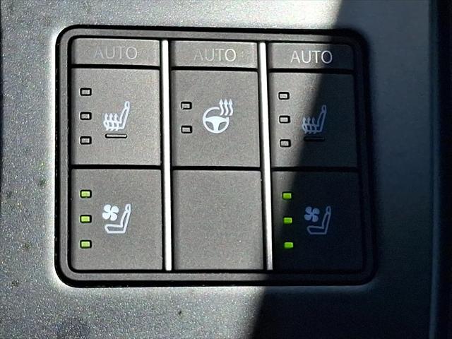 2024 Lexus UX 250h Premium