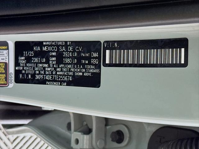 2026 Kia K4 LXS