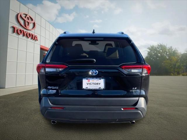 2022 Toyota RAV4 Hybrid LE