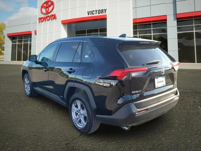 2022 Toyota RAV4 Hybrid LE