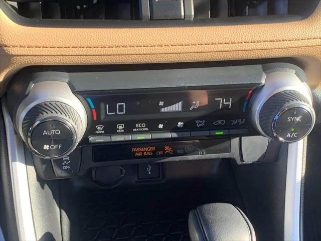 2022 Toyota RAV4 Hybrid LE