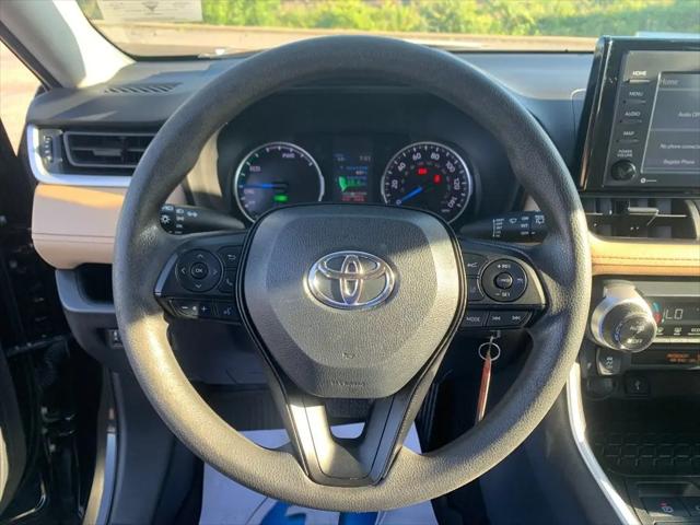 2022 Toyota RAV4 Hybrid LE