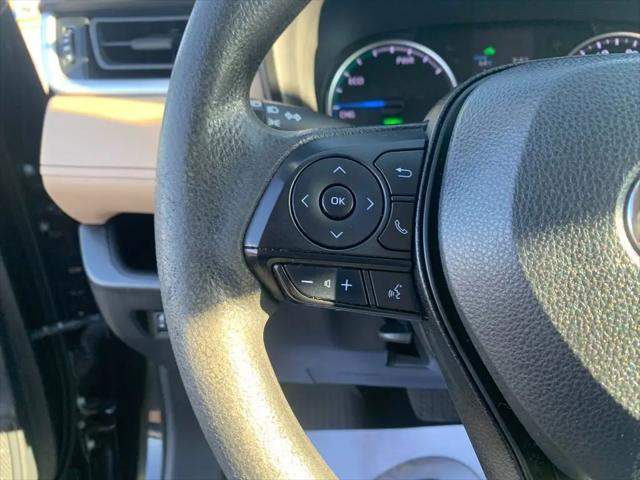 2022 Toyota RAV4 Hybrid LE