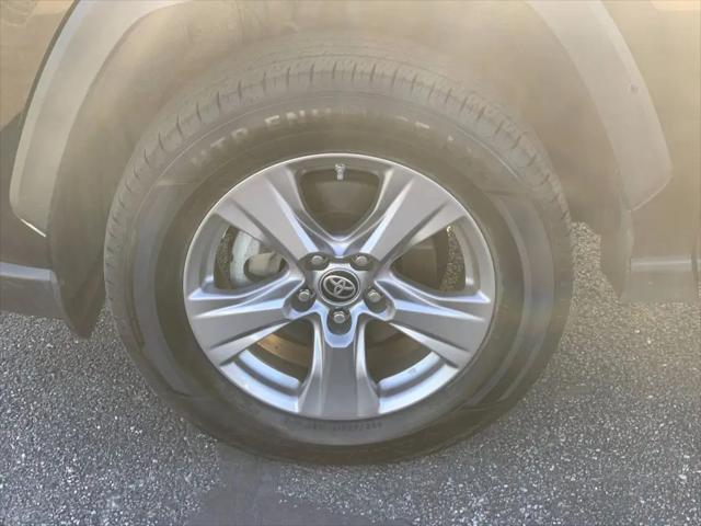 2022 Toyota RAV4 Hybrid LE