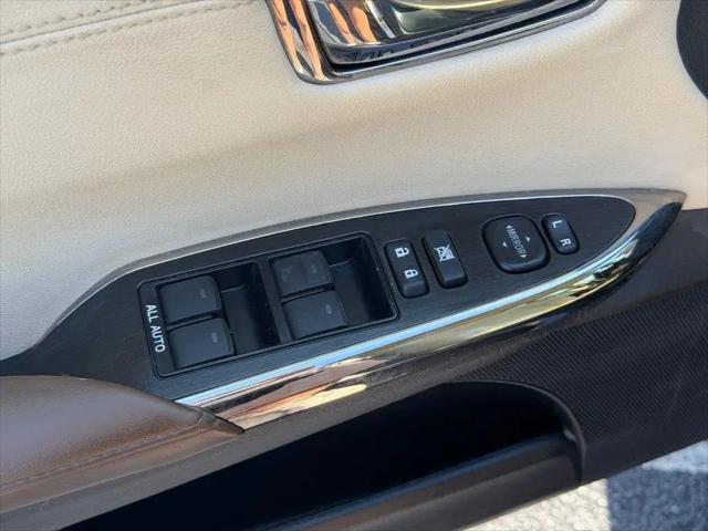 2013 Toyota Avalon XLE