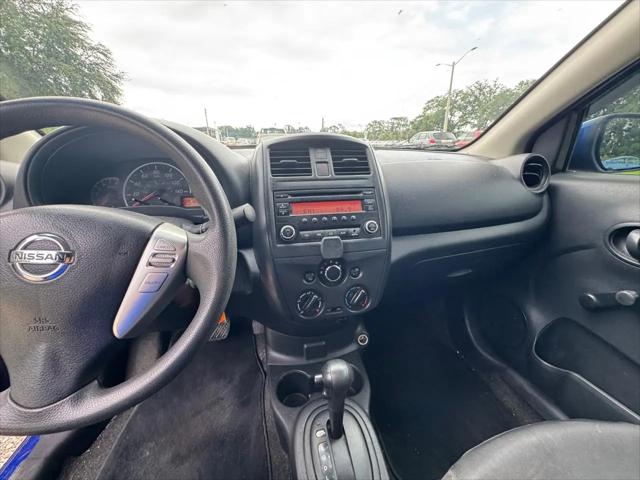 2017 Nissan Versa 1.6 S+