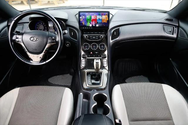 2013 Hyundai Genesis Coupe 2.0T Premium