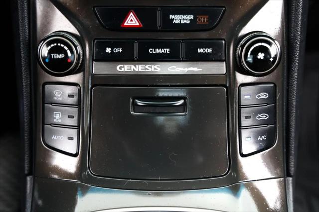 2013 Hyundai Genesis Coupe 2.0T Premium
