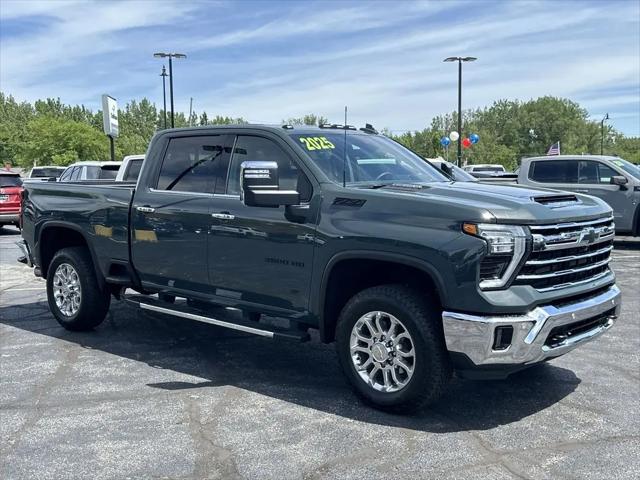 2025 Chevrolet Silverado 3500HD 4WD Crew Cab Standard Bed LTZ