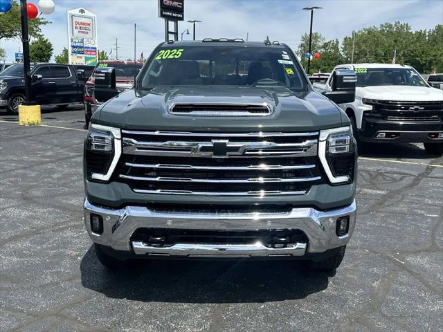 2025 Chevrolet Silverado 3500HD 4WD Crew Cab Standard Bed LTZ