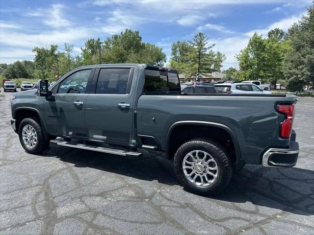 2025 Chevrolet Silverado 3500HD 4WD Crew Cab Standard Bed LTZ