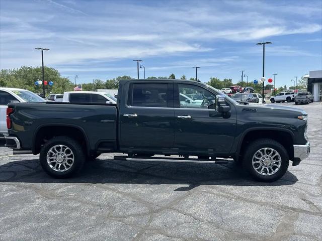 2025 Chevrolet Silverado 3500HD 4WD Crew Cab Standard Bed LTZ