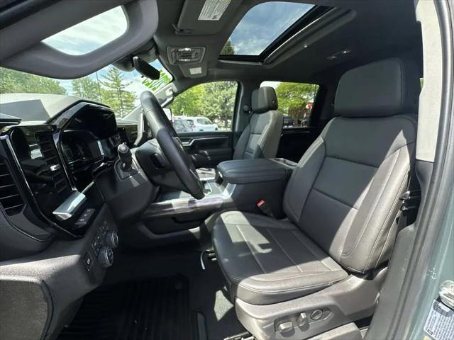 2025 Chevrolet Silverado 3500HD 4WD Crew Cab Standard Bed LTZ