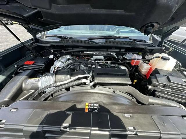 2025 Chevrolet Silverado 3500HD 4WD Crew Cab Standard Bed LTZ