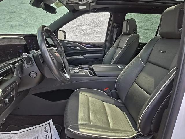 2023 Cadillac Escalade 4WD Sport
