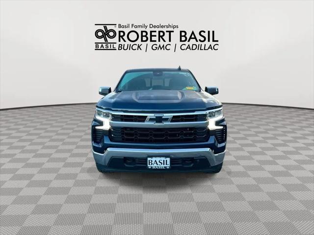 2022 Chevrolet Silverado 1500 4WD Crew Cab Standard Bed LT