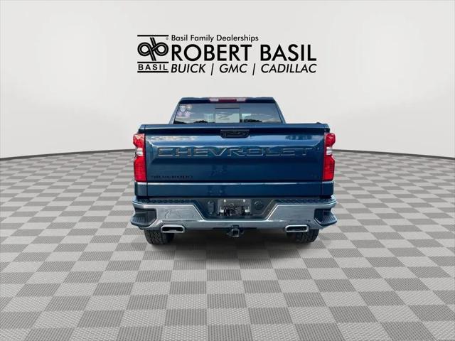 2022 Chevrolet Silverado 1500 4WD Crew Cab Standard Bed LT