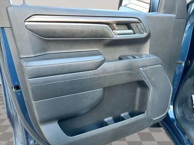 2022 Chevrolet Silverado 1500 4WD Crew Cab Standard Bed LT
