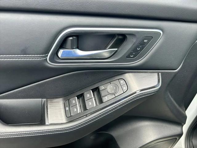 2025 Nissan Rogue Platinum Intelligent AWD