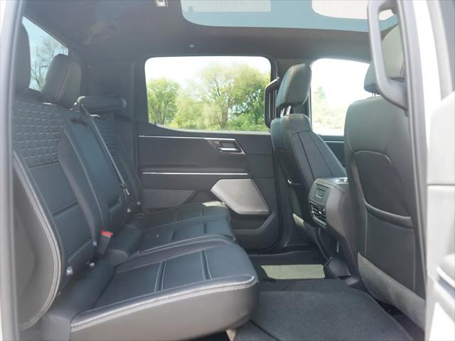 2025 GMC Sierra Max Range Denali