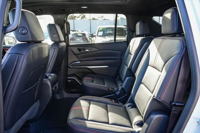 2026 Chevrolet Traverse FWD RS