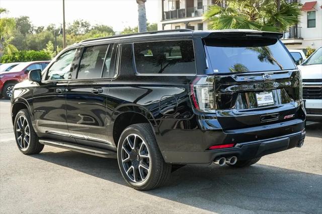 2026 Chevrolet Suburban RST, 4WD