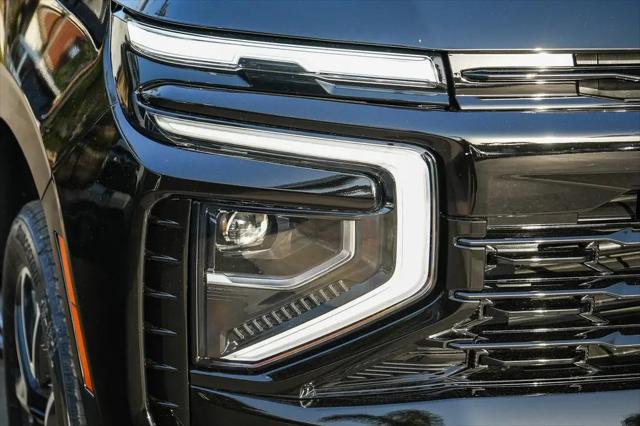 2026 Chevrolet Suburban RST, 4WD