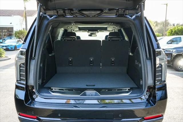 2026 Chevrolet Suburban RST, 4WD