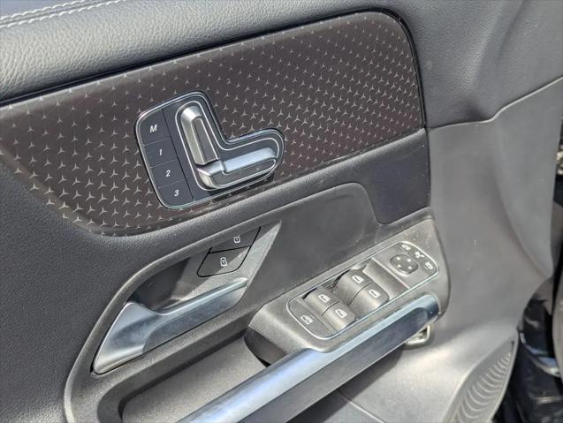 2025 Mercedes-Benz GLB GLB 250