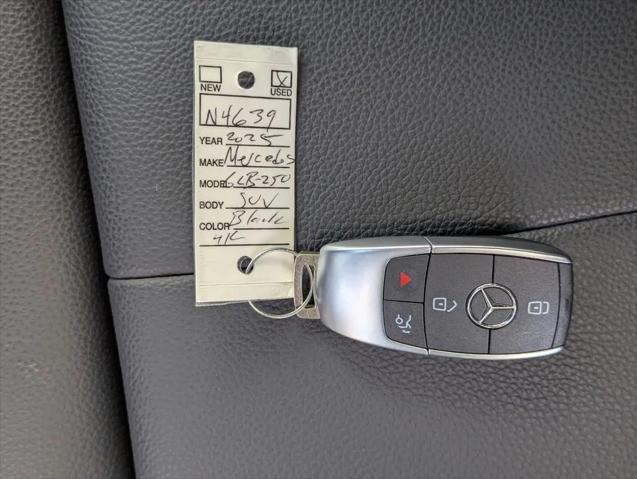 2025 Mercedes-Benz GLB GLB 250