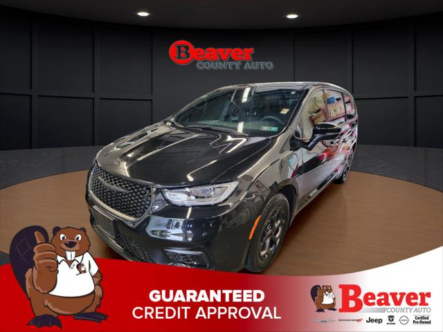2023 Chrysler Pacifica Hybrid Touring L 2023 Chrysler Pacifica Hybrid Touring L